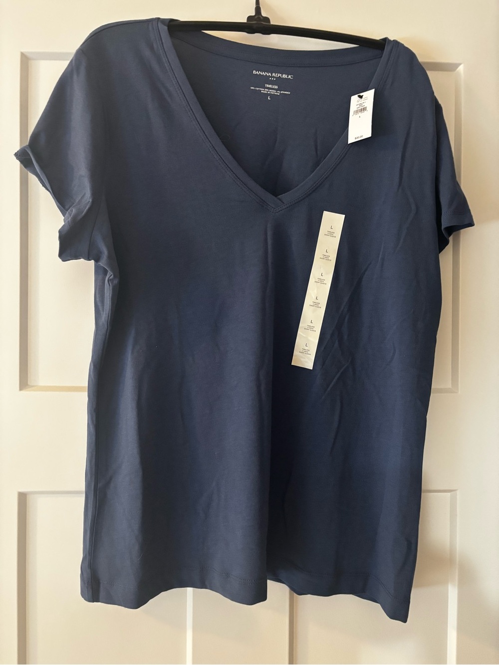 Banana Republic V-Neck Short Sleeve Tee (NWT)